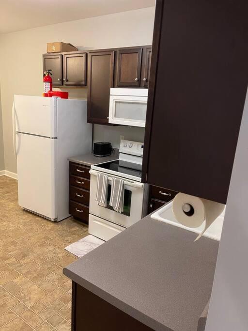 Simple Elegant Townhouse Dt Raleigh Ncsu Apartment Bagian luar foto